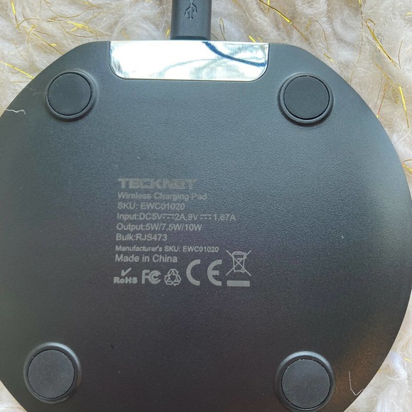 Tecknet Wireless Charging Pad Black Silver With Charging Cord Electronics Travel - Picture 3 of 4